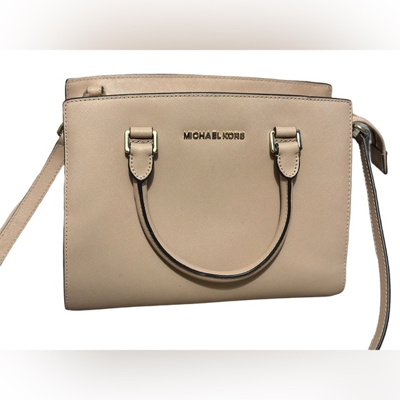 Micheal Kors Kellen Satchel - Picture 4 of 8